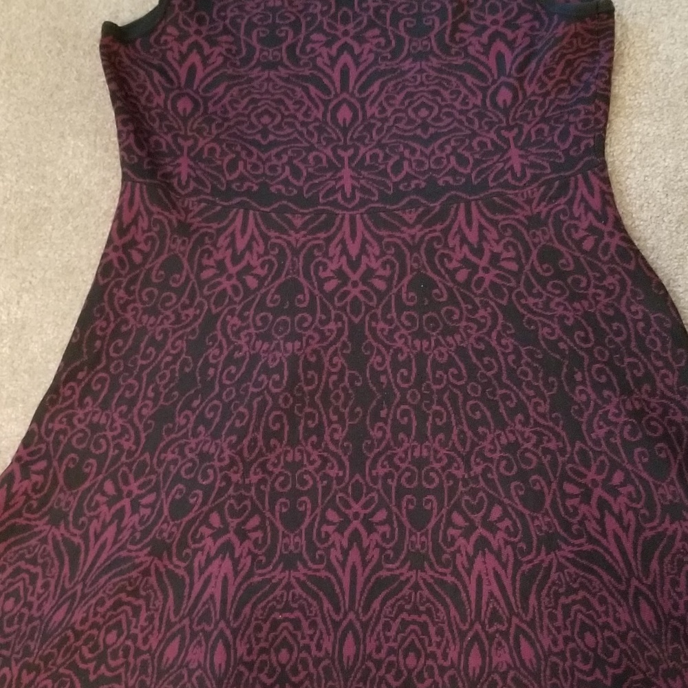 Dress - Picture 3 of 3